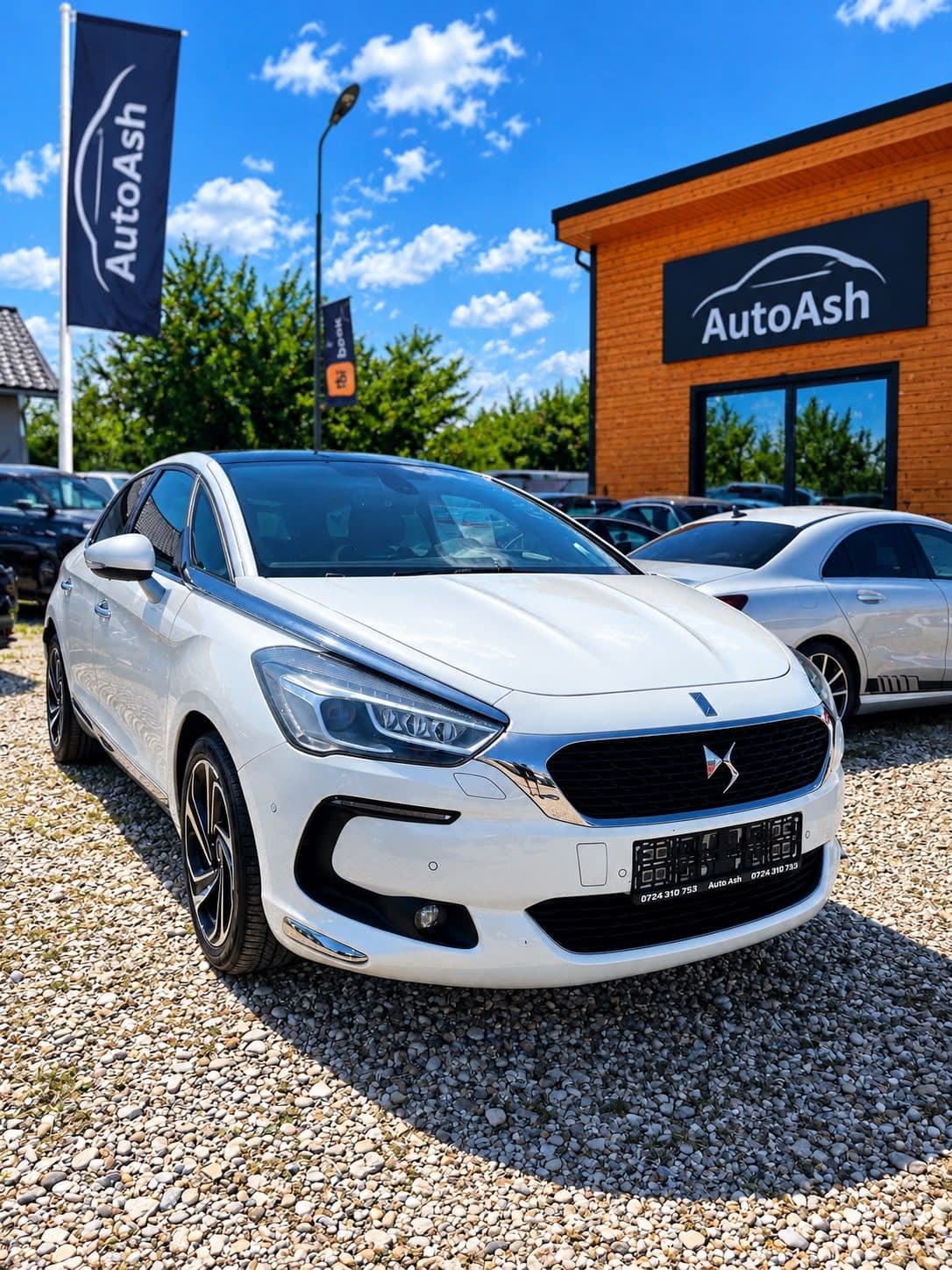 DS5 2.0 Full Option — fotografia 1 din 11