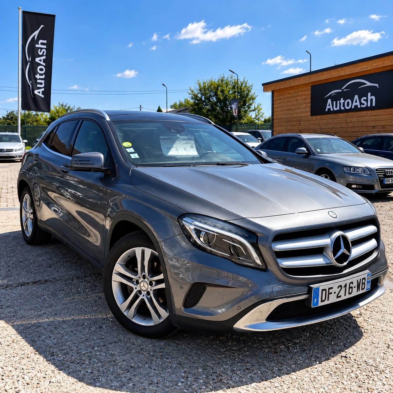 Mercedes-Benz GLA 220 d 4MATIC Business — fotografia 1 din 13